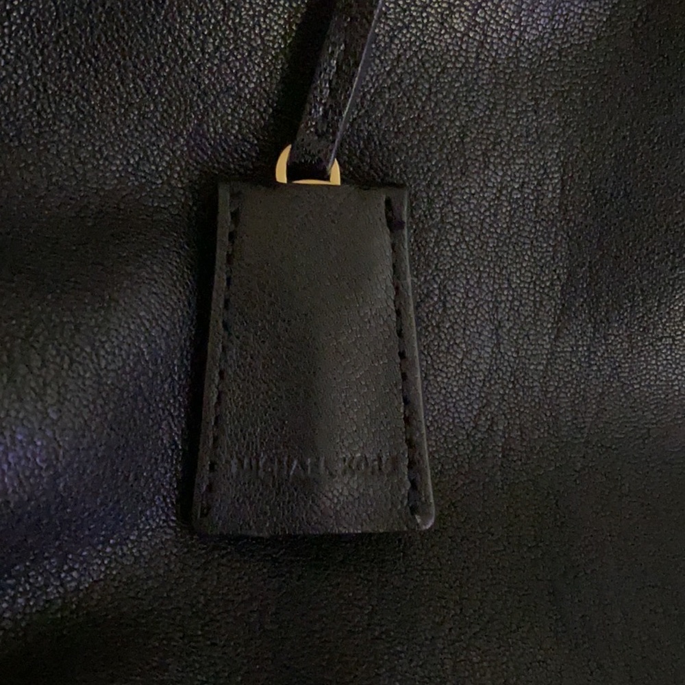 Michael Kors Purse - Picture 6 of 16